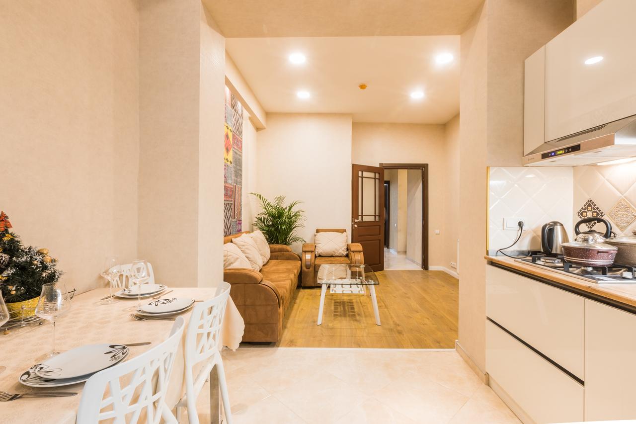 Sweet Home Apartment 트빌리시 외부 사진